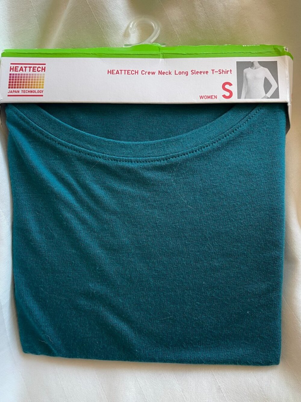 UNIQLO HeatTech Crew Neck Long Sleeve